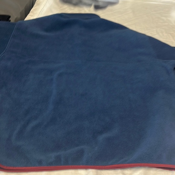 Patagonia Gray and Red Lightweight Shirt Jacket - Picture 13 of 13